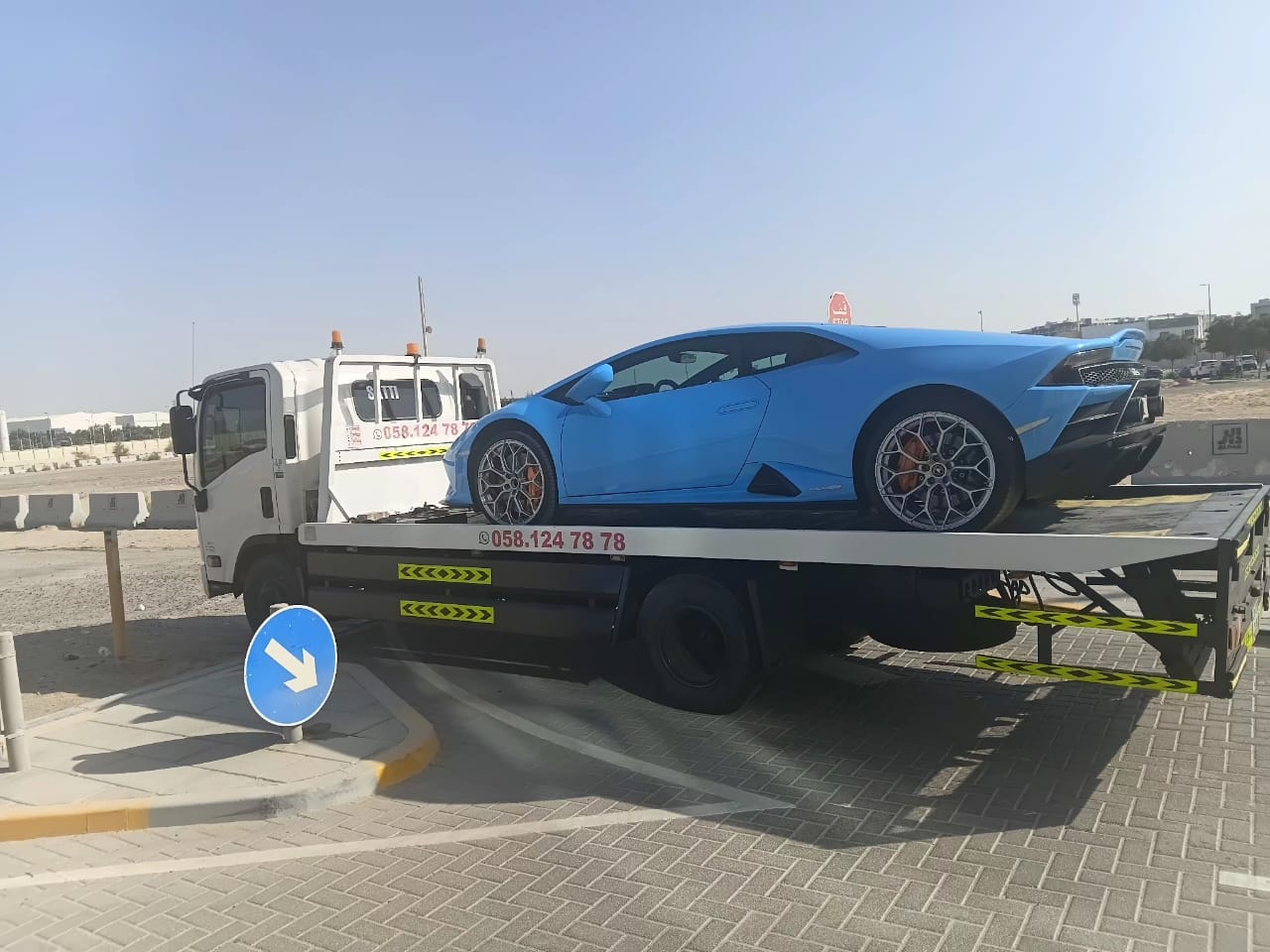 Car recovery service UAE